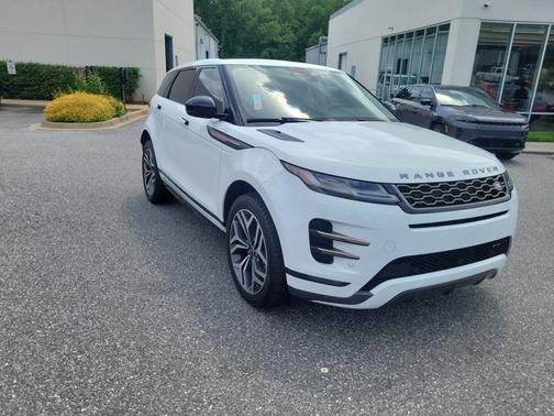 Fuji White 2023 Land Rover Range Rover Evoque R-Dynamic SE