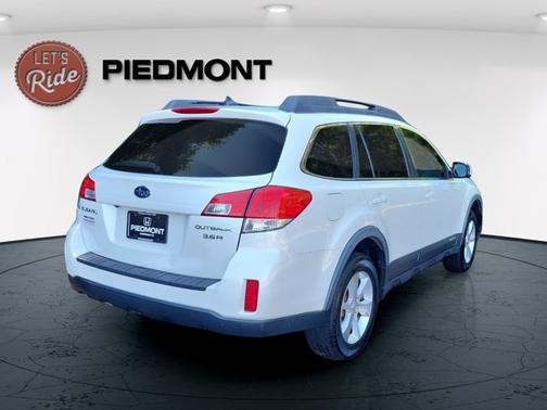 Satin White Pearl 2014 Subaru Outback 3.6R Limited