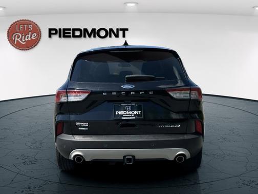2020 Ford Escape Titanium