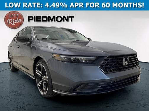 Meteorite Gray Metallic 2026 Honda Accord SE