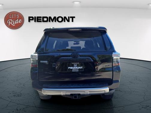 Midnight Black Metallic 2018 Toyota 4Runner TRD Off Road