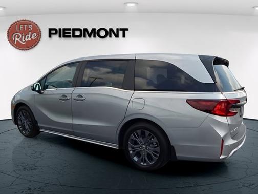 Solar Silver Metallic 2026 Honda Odyssey Touring