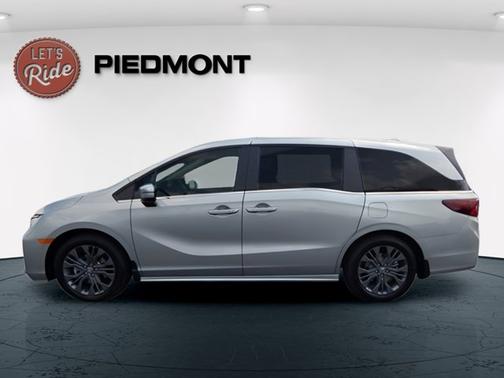 Solar Silver Metallic 2026 Honda Odyssey Touring