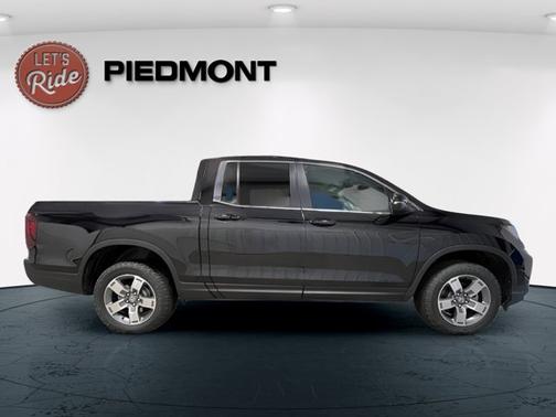 Crystal Black Pearl 2026 Honda Ridgeline RTL