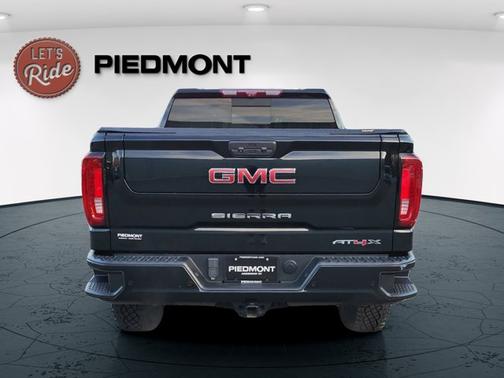 2022 GMC Sierra 1500 AT4X