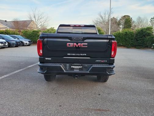 2022 GMC Sierra 1500 AT4X