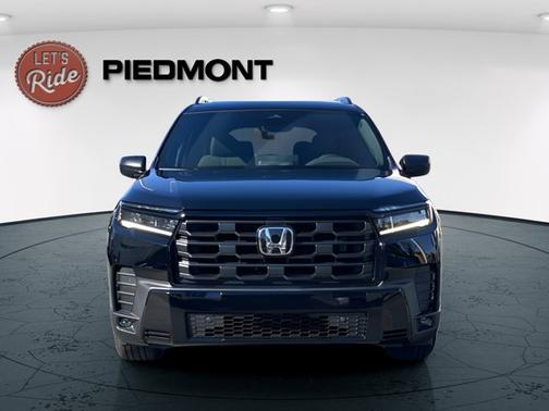 Crystal Black Pearl 2026 Honda Pilot Sport