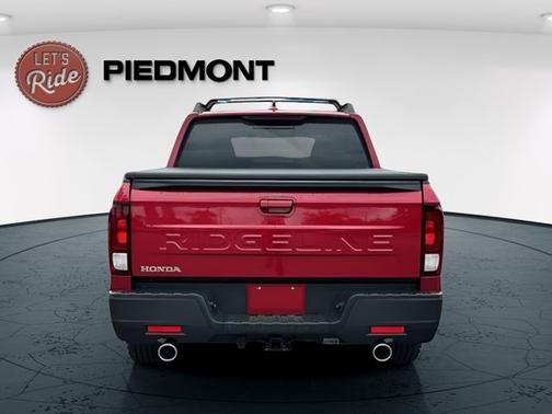 Radiant Red Metallic II 2026 Honda Ridgeline RTL