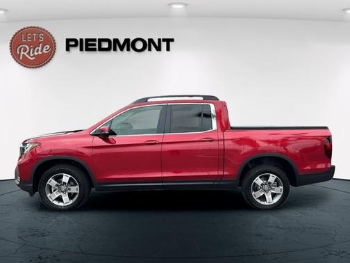 Radiant Red Metallic II 2026 Honda Ridgeline RTL