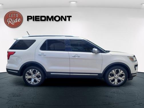 White 2018 Ford Explorer Platinum