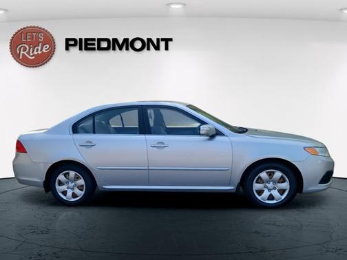 Silver 2009 Kia Optima LX