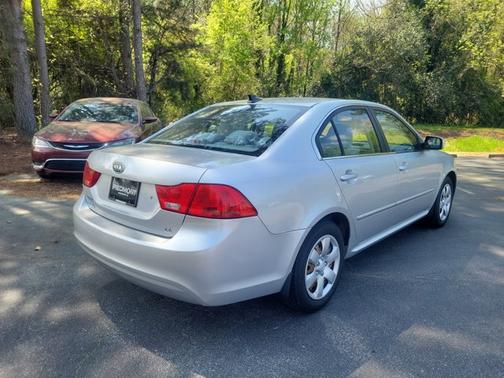 Silver 2009 Kia Optima LX