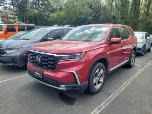 Radiant Red Metallic II 2025 Honda Pilot EX-L