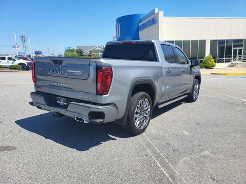 Sterling Metallic 2023 GMC Sierra 1500 Denali
