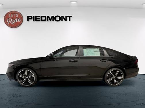 Crystal Black Pearl 2026 Honda Accord Hybrid Sport