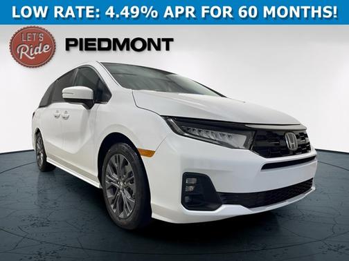 Platinum White Pearl 2026 Honda Odyssey Touring