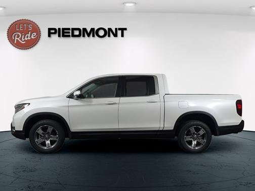Platinum White Pearl 2026 Honda Ridgeline RTL