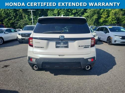 Platinum White Pearl 2024 Honda Passport Black Edition