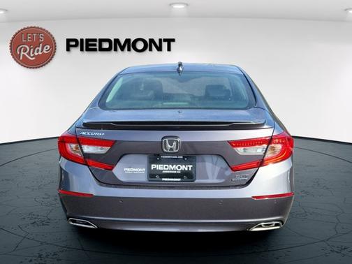 2018 Honda Accord Touring 2.0T