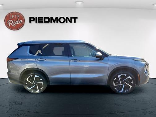 2022 Mitsubishi Outlander SEL