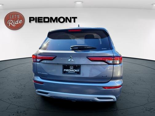 2022 Mitsubishi Outlander SEL