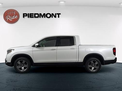 Platinum White Pearl 2026 Honda Ridgeline RTL