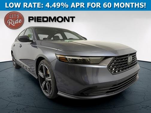 Meteorite Gray Metallic 2026 Honda Accord SE