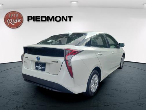 2017 Toyota Prius Three
