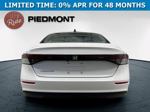 Platinum White Pearl 2026 Honda Accord SE