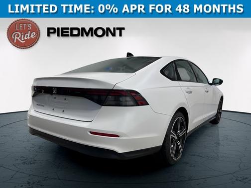 Platinum White Pearl 2026 Honda Accord SE