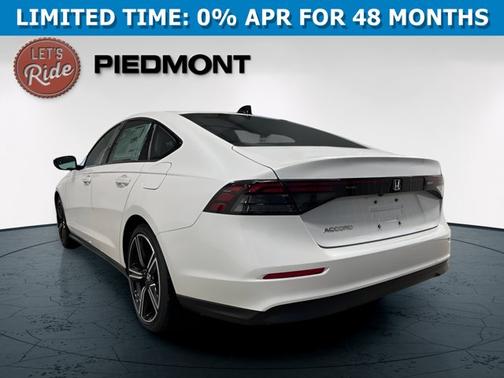 Platinum White Pearl 2026 Honda Accord SE
