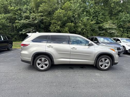 2016 Toyota Highlander Limited