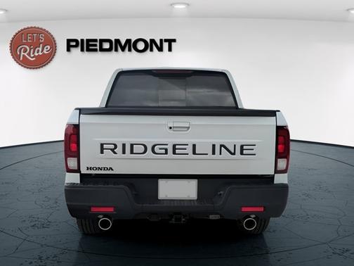 Platinum White Pearl 2026 Honda Ridgeline RTL