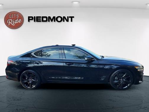 2023 Genesis G70 2.0T