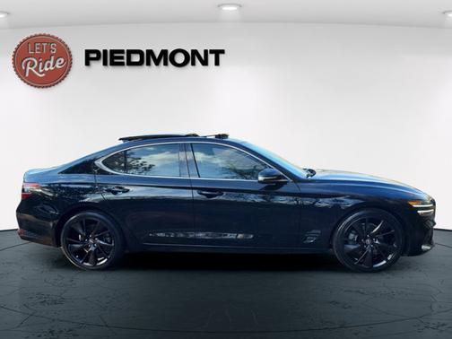 2023 Genesis G70 2.0T