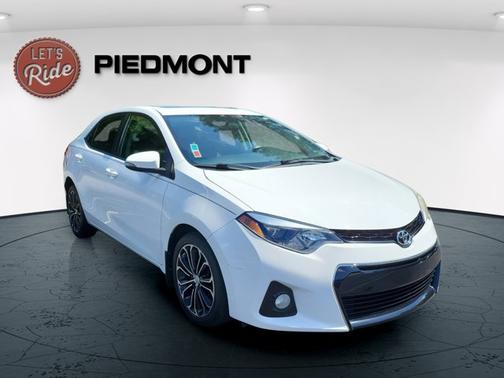 Super White 2014 Toyota Corolla S Plus