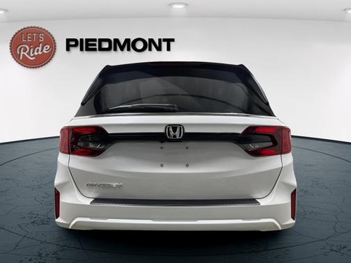 Platinum White Pearl 2026 Honda Odyssey EX-L