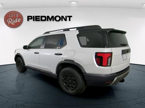 Platinum White Pearl 2026 Honda Passport TrailSport Blackout