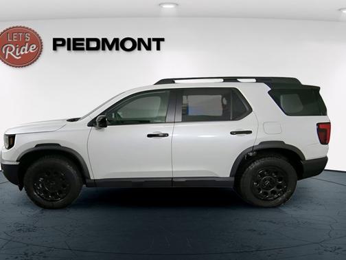 Platinum White Pearl 2026 Honda Passport TrailSport Blackout