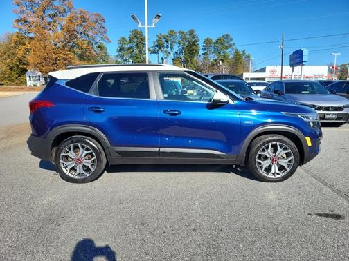 2021 Kia Seltos S