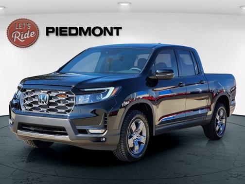 Crystal Black Pearl 2026 Honda Ridgeline TrailSport
