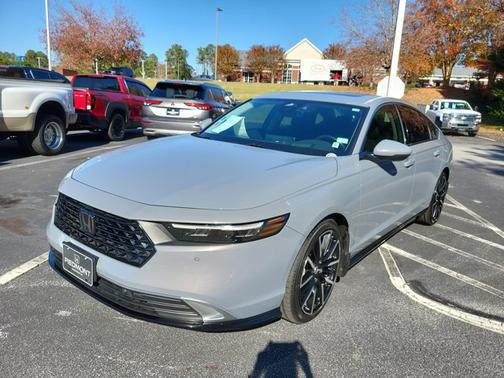 2023 Honda Accord Hybrid Touring