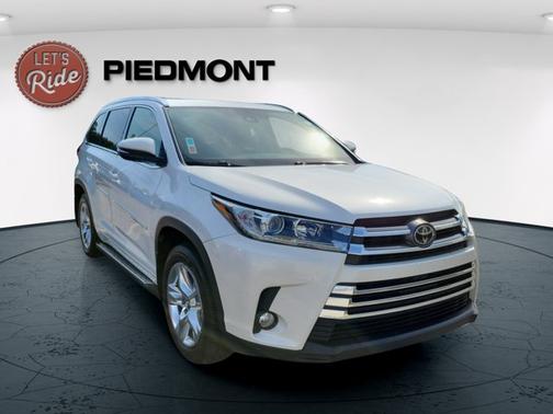 Blizzard Pearl 2017 Toyota Highlander Limited