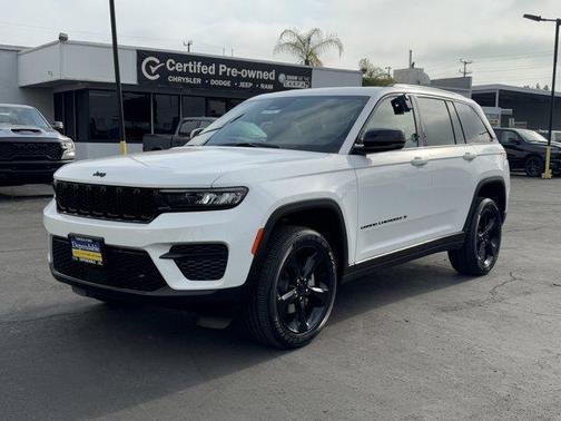 2025 Jeep Grand Cherokee Altitude
