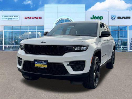 2025 Jeep Grand Cherokee Altitude