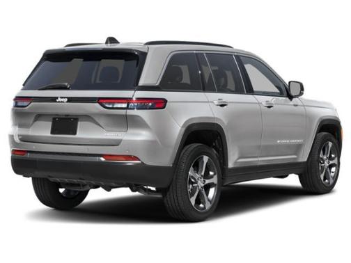 2026 Jeep Grand Cherokee Altitude