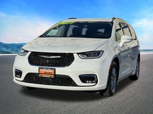 2021 Chrysler Pacifica Touring L