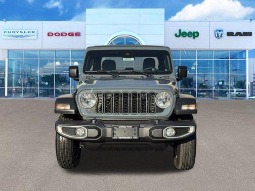 2025 Jeep Gladiator Sport S