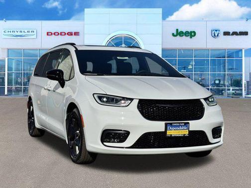 2025 Chrysler Pacifica Limited