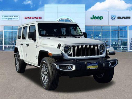 2025 Jeep Wrangler 4-Door Sahara 4x4